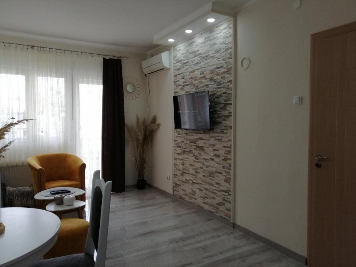 Apartmán Apartman Zi-Zo Vrsac Exteriér fotografie